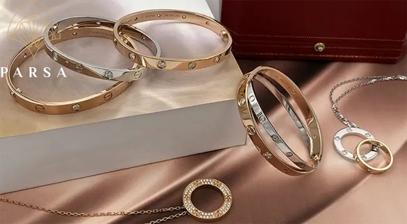 طلای سفید کارتیه در مقابل طلای زرد: کدام را انتخاب کنیم؟